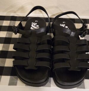 Sam & Libby Black Strappy Sandals